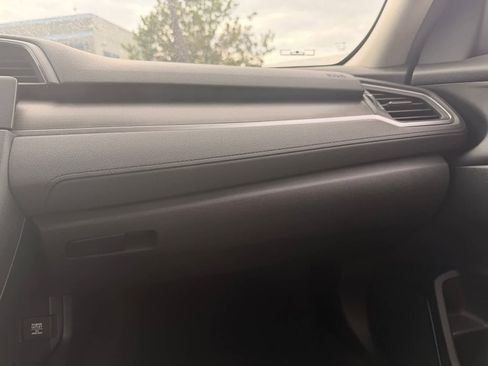 Used 2020 Honda Civic LX image 17
