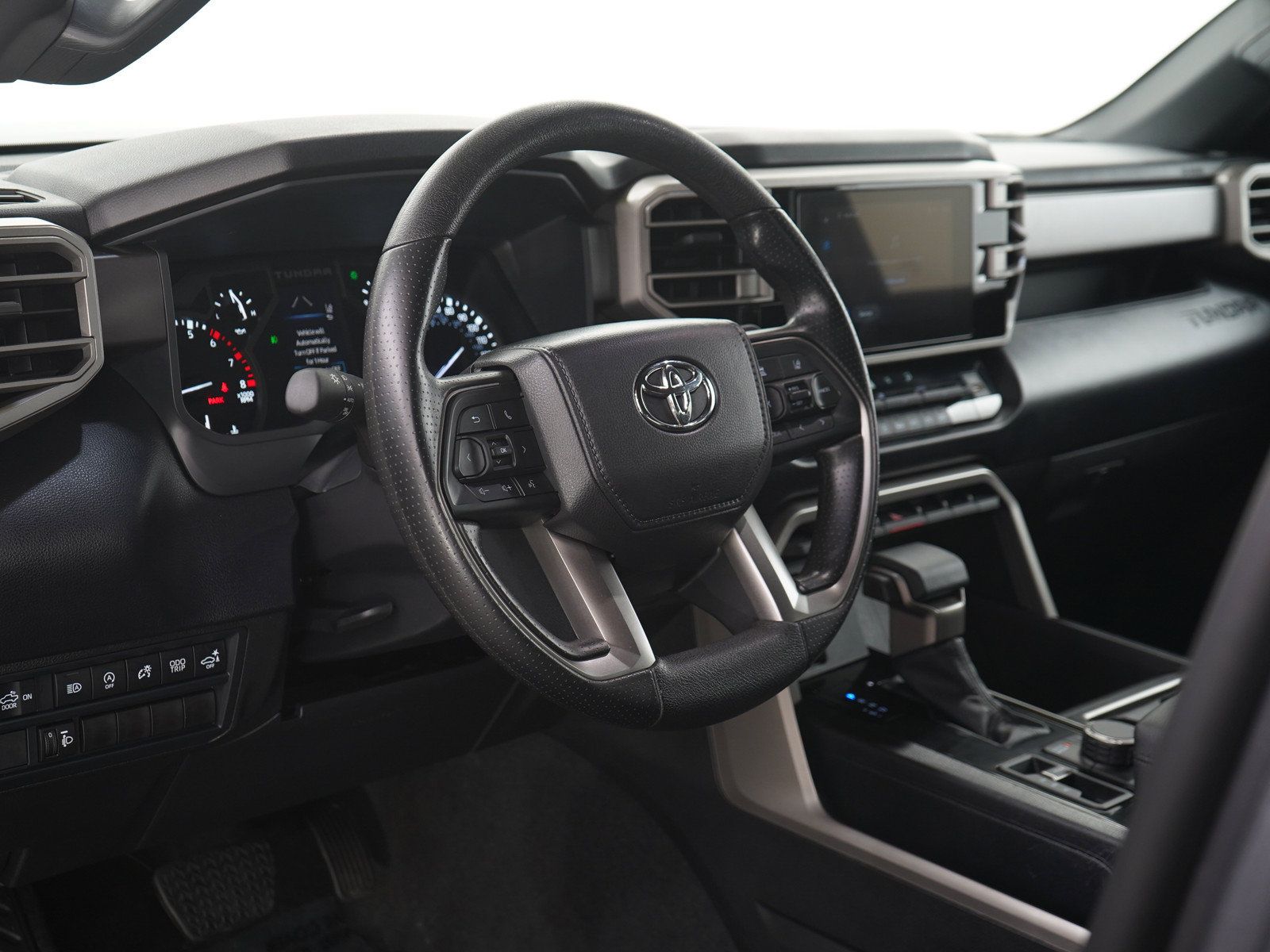 Used 2026 Toyota Tundra SR5 w/ SR5 Convenience Package AWD/4WD image 25