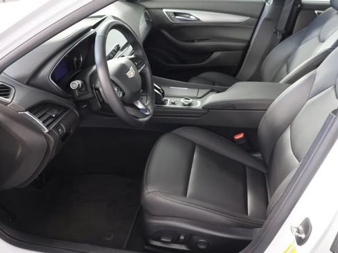 Used 2022 Cadillac CT5 Luxury w/ Cold Weather Package AWD/4WD image 19