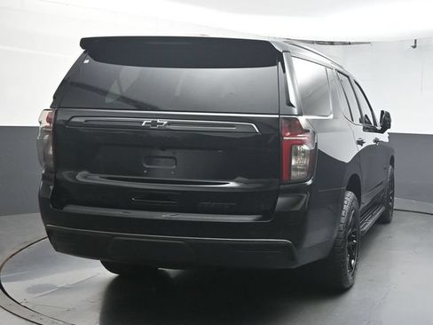 Used 2022 Chevrolet Tahoe RST w/ Luxury Package AWD/4WD image 7