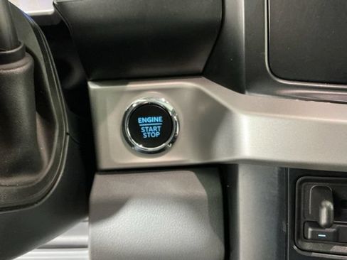 Used 2023 Ford F350 XLT w/ XLT Premium Package AWD/4WD image 27
