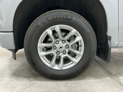 Used 2024 Chevrolet Silverado 1500 RST image 8