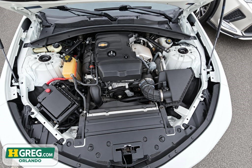 Used 2022 Chevrolet Camaro LT RWD image 17