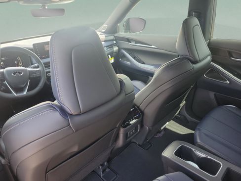 New 2026 INFINITI QX60 Sport w/ Dark Cargo Package image 29