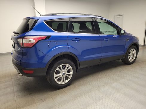 Used 2017 Ford Escape SE w/ Equipment Group 201A AWD/4WD image 10