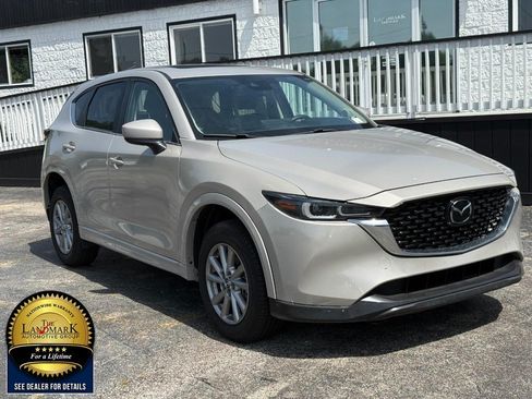 Used 2025 MAZDA CX-5 AWD 2.5 S w/ Preferred Package image 3