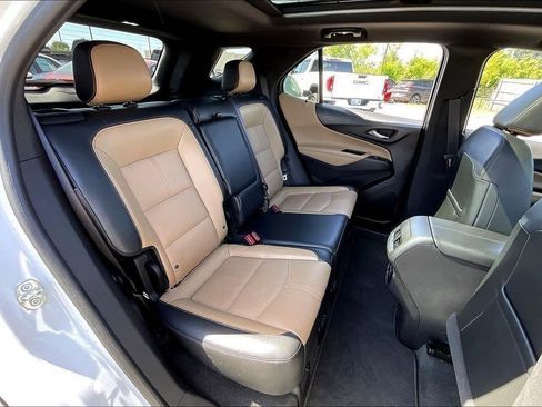 Used 2023 Chevrolet Equinox Premier image 30