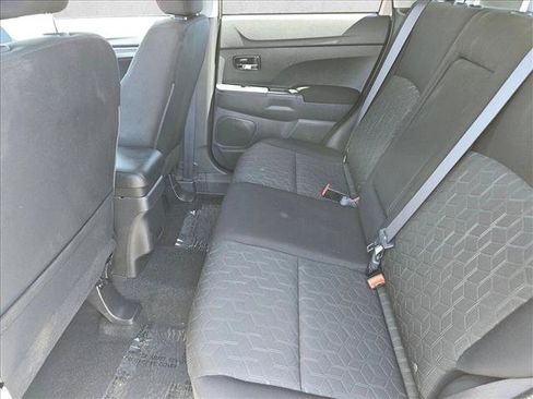 Used 2025 Mitsubishi Outlander Sport AWD image 23