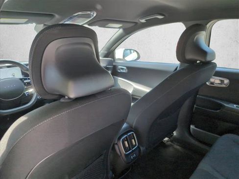 Used 2024 Hyundai Ioniq 6 SEL RWD image 18