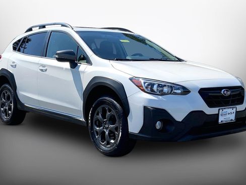 Used 2022 Subaru Crosstrek 2.5i Sport w/ Moonroof Package AWD/4WD image 3