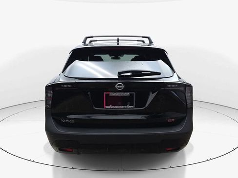 Used 2026 Nissan Kicks SR FWD image 7