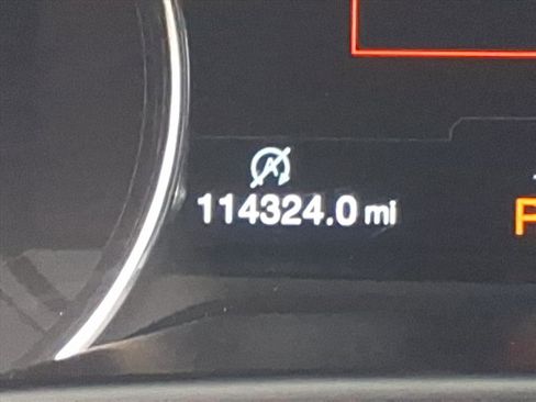 Used 2017 Ford F150 Platinum w/ Equipment Group 701A Luxury image 17