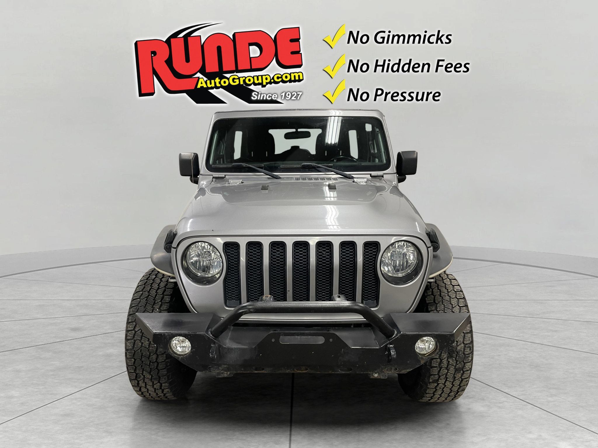 Used 2019 Jeep Wrangler Unlimited Sahara AWD/4WD image 8