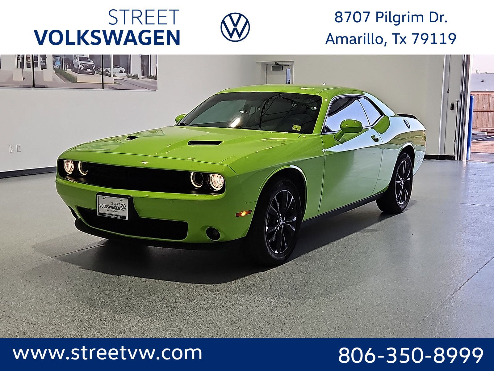 Used 2023 Dodge Challenger SXT w/ Blacktop Package AWD/4WD image 1