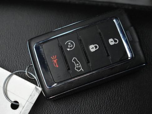 Used 2023 Jeep Grand Cherokee L Limited image 35