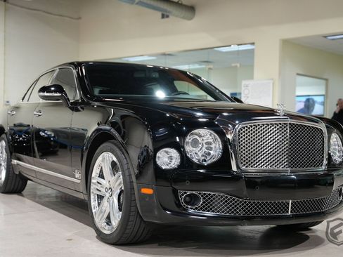 Used 2012 Bentley Mulsanne RWD image 9
