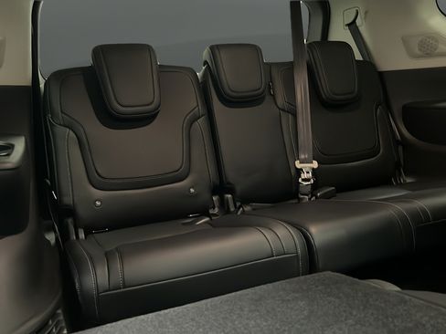 Used 2025 INFINITI QX80 Pure AWD/4WD image 26