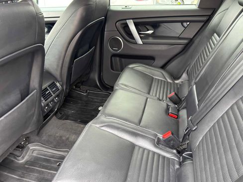 Used 2020 Land Rover Discovery Sport SE AWD/4WD image 27