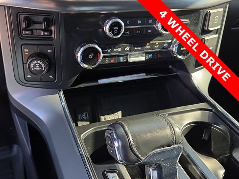 Used 2022 Ford F150 Lariat image 19