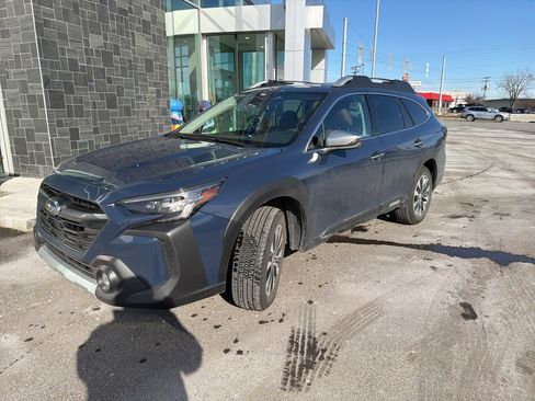 Used 2023 Subaru Outback Touring XT image 4