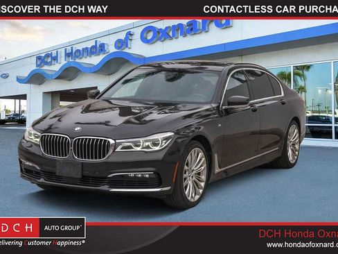 Used 2017 BMW 750i RWD image 1