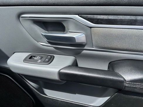 Used 2020 RAM 1500 Big Horn AWD/4WD image 23