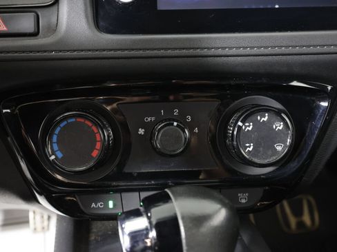 Used 2019 Honda HR-V Sport image 35