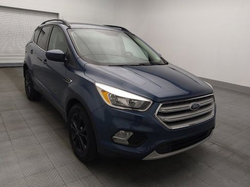 Used 2018 Ford Escape SE FWD image 13