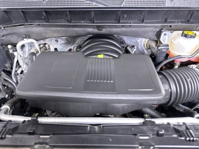 Used 2023 Chevrolet Silverado 1500 LT AWD/4WD image 31