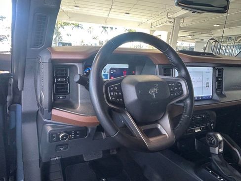 Used 2024 Ford Bronco Outer Banks image 35