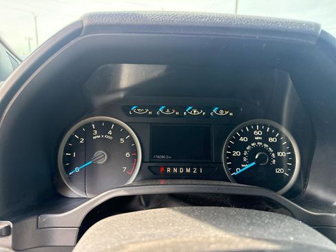 Used 2015 Ford F150 XLT w/ Equipment Group 302A Luxury AWD/4WD image 10