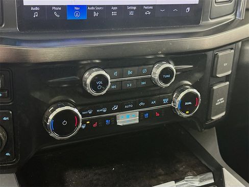 Used 2024 Ford F250 Lariat w/ Lariat Ultimate Package image 17