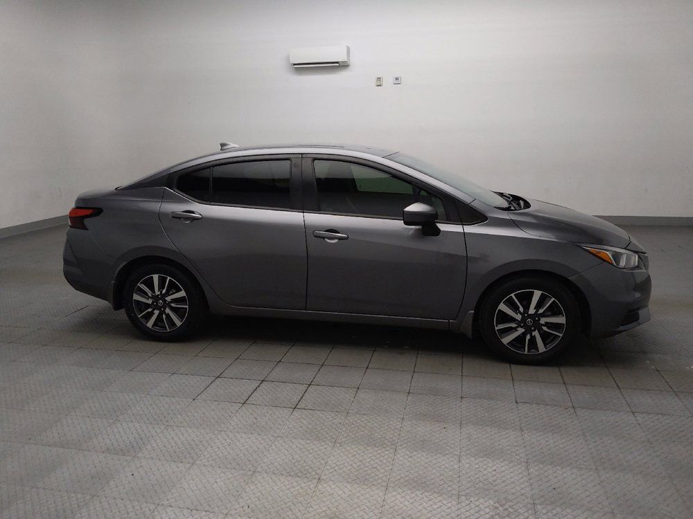 Used 2020 Nissan Versa SV FWD image 11
