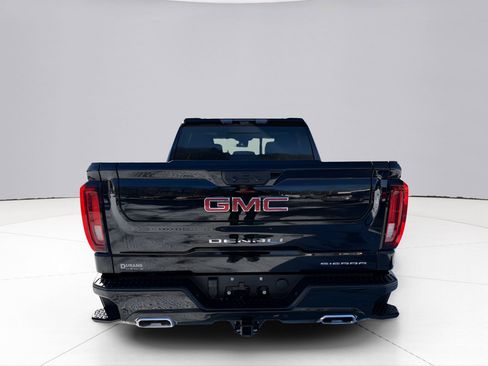 Used 2024 GMC Sierra 1500 Denali image 9