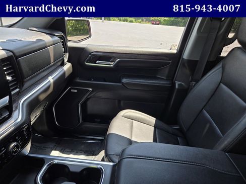 Certified 2024 Chevrolet Silverado 1500 LTZ w/ LTZ Convenience Package II AWD/4WD image 15