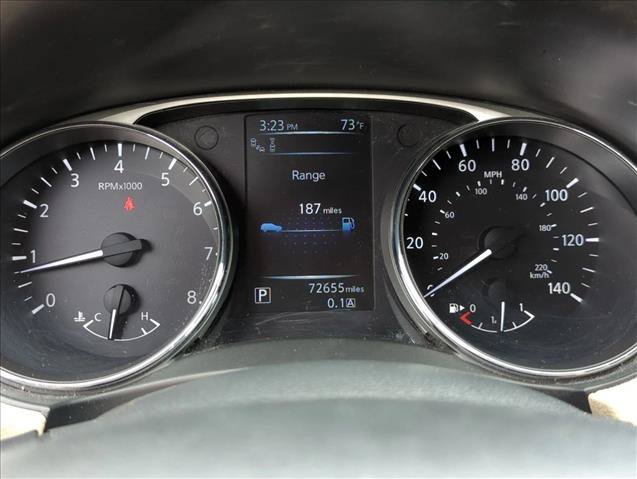 Used 2016 Nissan Rogue SL w/ SL Premium Package FWD image 10