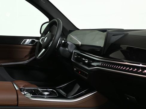 New 2026 BMW X5 xDrive40i w/ M Sport Package image 33