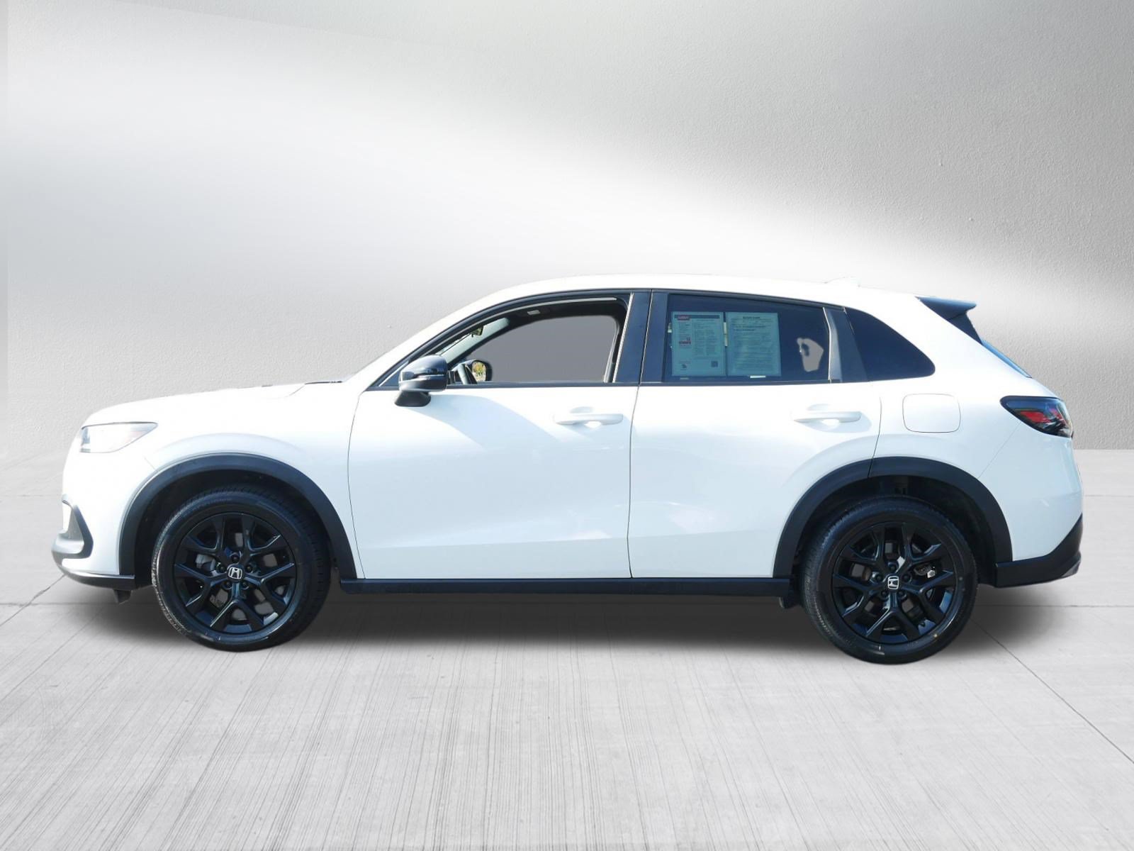 Used 2024 Honda HR-V Sport image 4