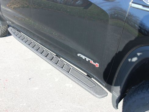 New 2026 GMC Sierra 1500 AT4 w/ AT4 Premium Package image 10