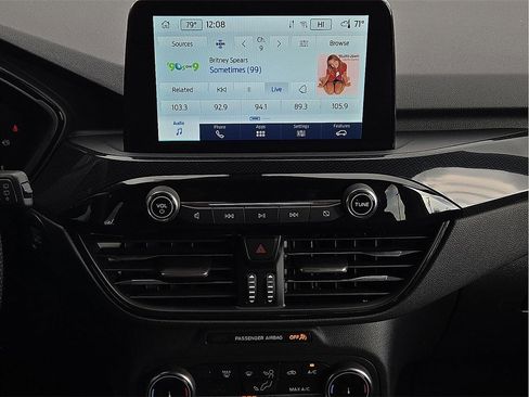 Used 2023 Ford Escape ST-Line image 11