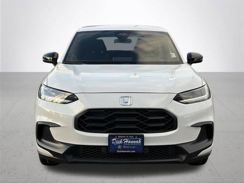 Used 2024 Honda HR-V Sport image 3
