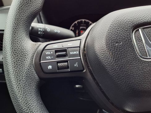 Used 2024 Honda CR-V EX image 16