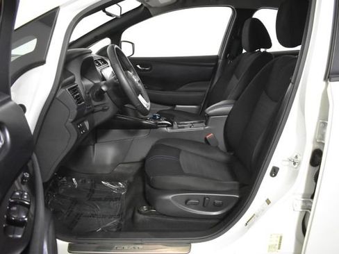 Certified 2023 Nissan Leaf SV Plus FWD image 11