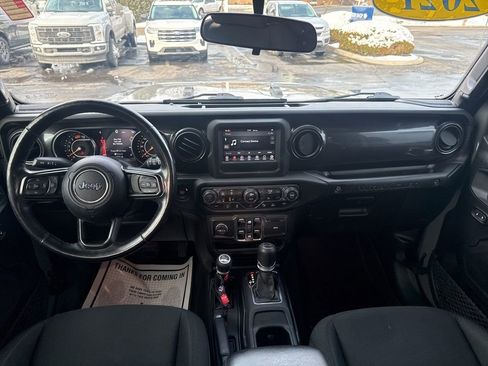 Used 2021 Jeep Wrangler Unlimited Sport image 24