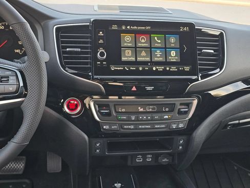 New 2026 Honda Ridgeline Black Edition image 19