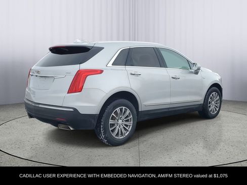 Used 2018 Cadillac XT5 Luxury w/ Driver Awareness Package image 3
