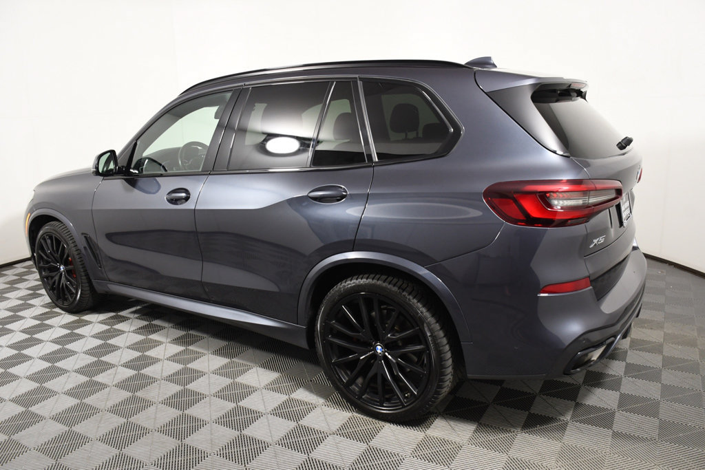 Used 2022 BMW X5 xDrive40i w/ M Sport Package AWD/4WD image 3