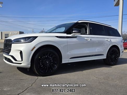 New 2026 Lincoln Aviator Reserve image 5