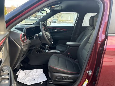 Used 2024 Chevrolet TrailBlazer RS w/ Convenience Package image 13