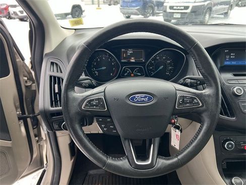 Used 2017 Ford Focus SE w/ Cold Weather Package image 20